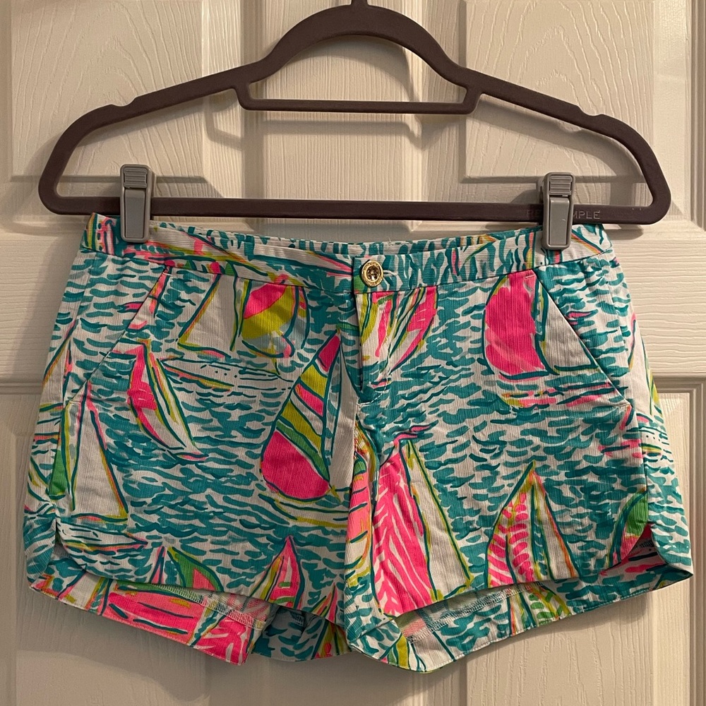 Lilly Pulitzer Addie Short - You Gotta Regatta - 4 inch